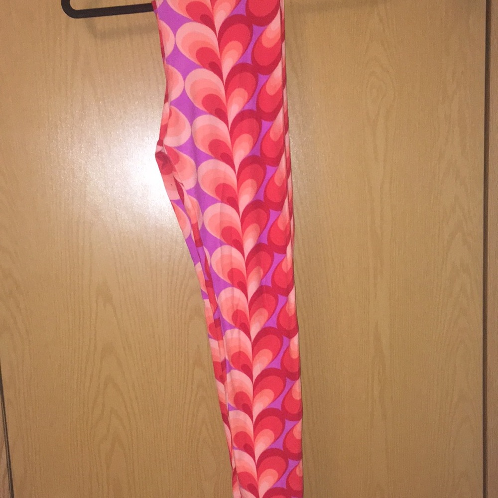 LuLaRoe Valentines leggings
